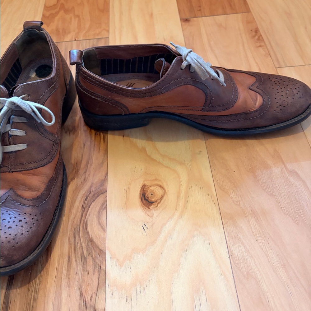 Johnston & Murphy Brown Leather Wingtip Oxford Dress Shoes